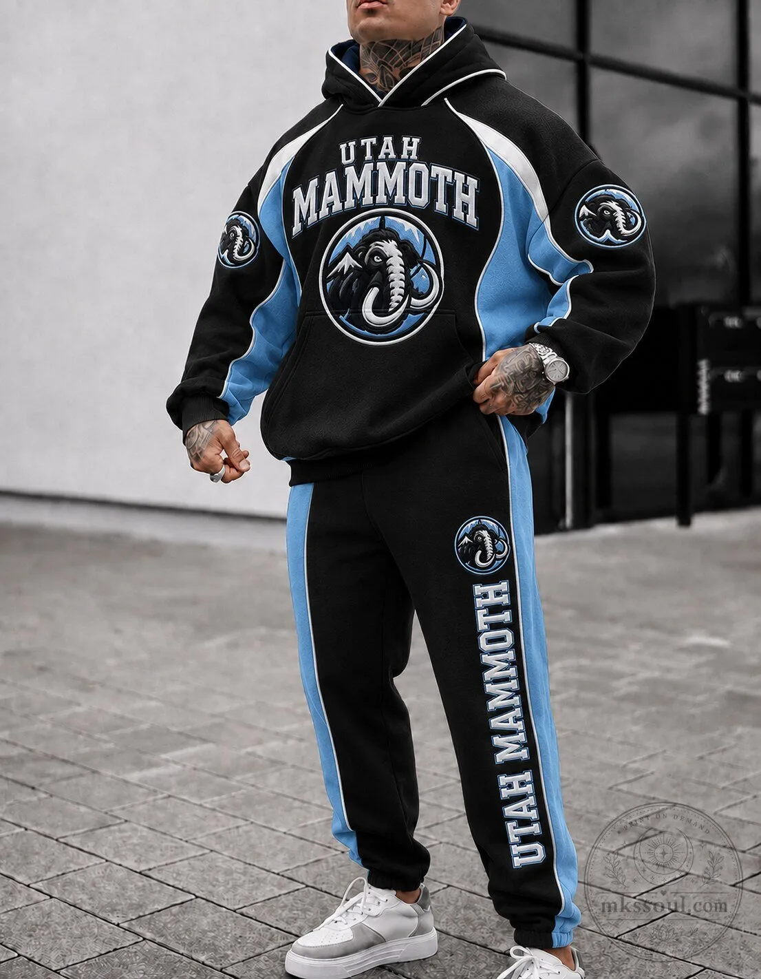 Utah Mammoth Ice Hockey Team Black and Blue Hoodie and Jogger Pants Set