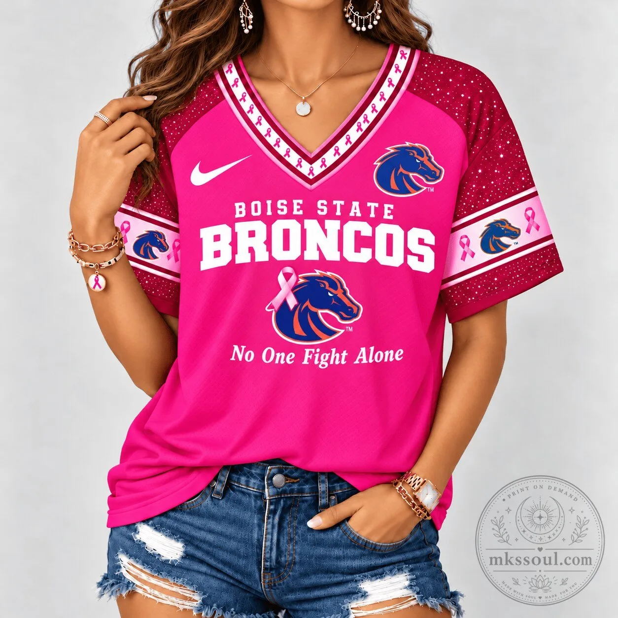 Boise State Broncos No One Fights Alone Breast Cancer Awareness T-Shirt